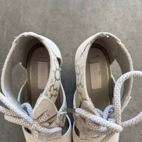 Sorel Joanie Lace Wedge Sandal - Picture 6 of 9